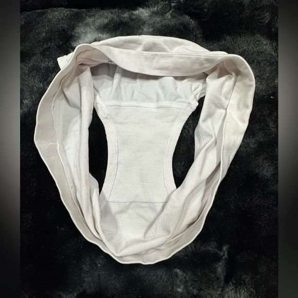 - Purple Satin like Very Sexy Victorias Secret Bra and Pantie - Picture 5 of 11